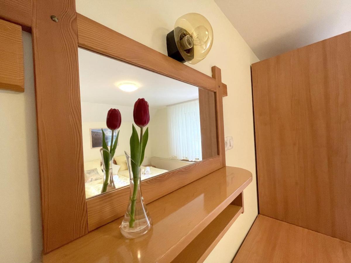 Apartmaji Prezelj 보히니 외부 사진