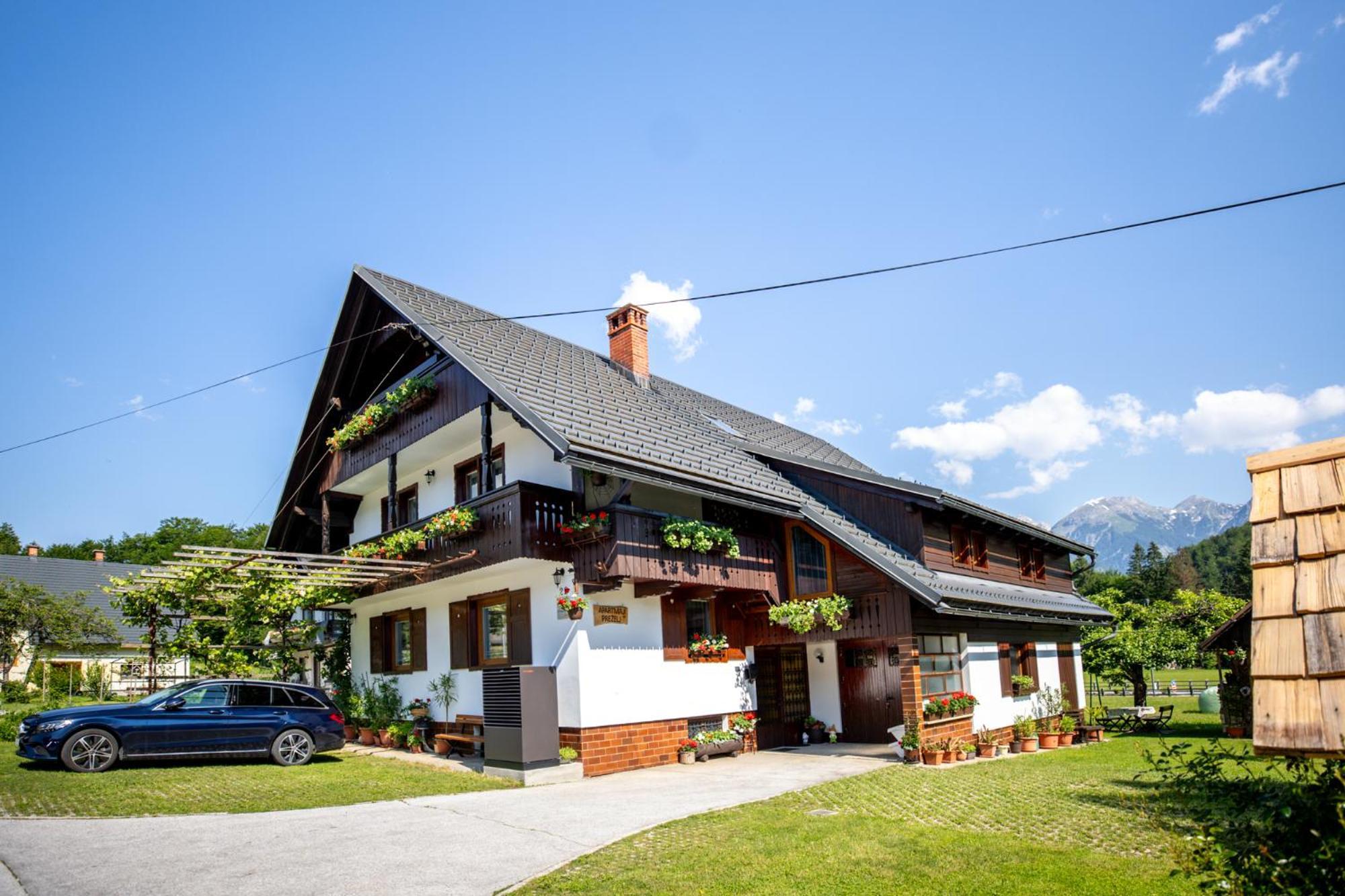 Apartmaji Prezelj 보히니 외부 사진