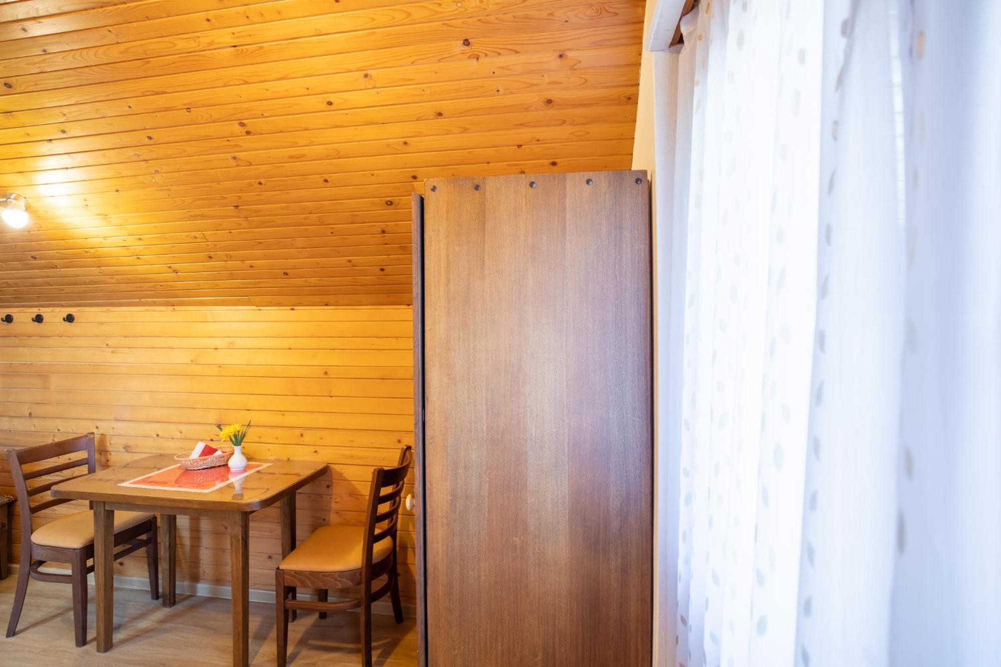 Apartmaji Prezelj 보히니 외부 사진
